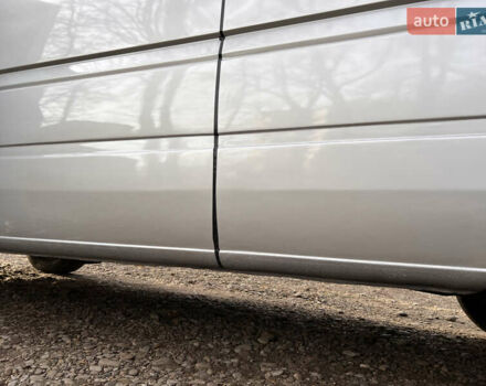 Серый Мерседес Sprinter, объемом двигателя 2.7 л и пробегом 350 тыс. км за 9200 $, фото 24 на Automoto.ua