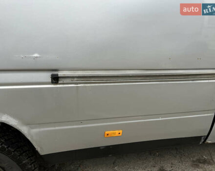 Серый Мерседес Sprinter, объемом двигателя 2.7 л и пробегом 682 тыс. км за 8000 $, фото 13 на Automoto.ua