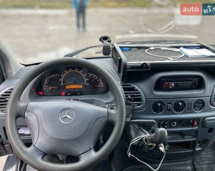 Серый Мерседес Sprinter, объемом двигателя 2.2 л и пробегом 889 тыс. км за 8200 $, фото 9 на Automoto.ua