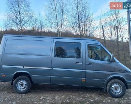 Серый Мерседес Sprinter, объемом двигателя 2.7 л и пробегом 368 тыс. км за 10000 $, фото 7 на Automoto.ua
