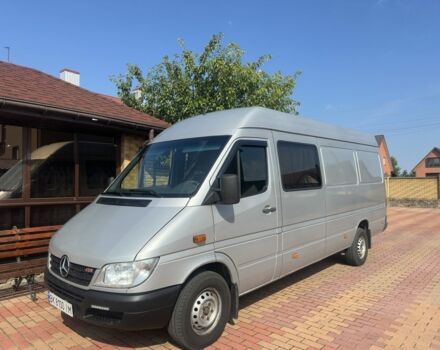 Серый Мерседес Sprinter, объемом двигателя 2.7 л и пробегом 499 тыс. км за 12999 $, фото 1 на Automoto.ua