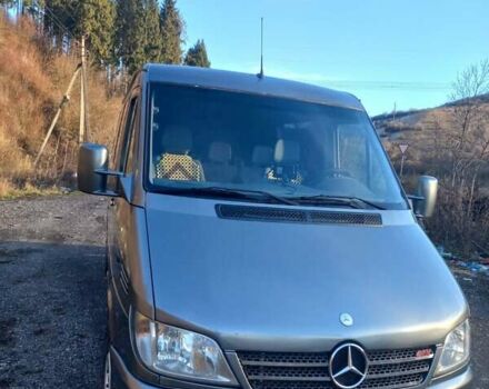 Серый Мерседес Sprinter, объемом двигателя 2.7 л и пробегом 368 тыс. км за 10000 $, фото 16 на Automoto.ua