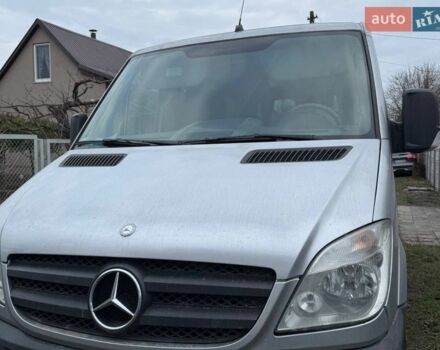 Серый Мерседес Sprinter, объемом двигателя 2.15 л и пробегом 311 тыс. км за 12000 $, фото 7 на Automoto.ua