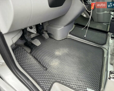 Серый Мерседес Sprinter, объемом двигателя 2.15 л и пробегом 672 тыс. км за 19000 $, фото 10 на Automoto.ua