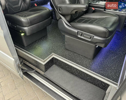 Серый Мерседес Sprinter, объемом двигателя 2.15 л и пробегом 672 тыс. км за 19000 $, фото 12 на Automoto.ua