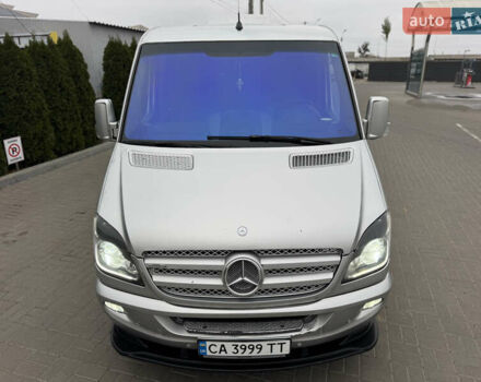 Серый Мерседес Sprinter, объемом двигателя 2.15 л и пробегом 672 тыс. км за 19000 $, фото 21 на Automoto.ua