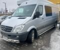 Серый Мерседес Sprinter, объемом двигателя 2.99 л и пробегом 575 тыс. км за 16000 $, фото 2 на Automoto.ua