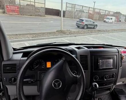 Серый Мерседес Sprinter, объемом двигателя 2.2 л и пробегом 289 тыс. км за 15200 $, фото 3 на Automoto.ua