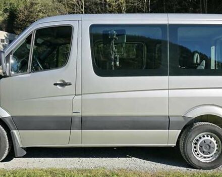 Серый Мерседес Sprinter, объемом двигателя 2.2 л и пробегом 234 тыс. км за 26000 $, фото 4 на Automoto.ua