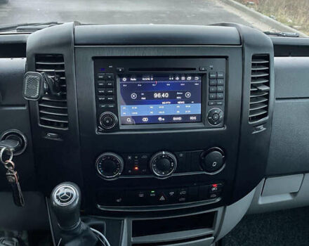 Серый Мерседес Sprinter, объемом двигателя 2.14 л и пробегом 410 тыс. км за 22379 $, фото 13 на Automoto.ua