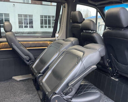 Серый Мерседес Sprinter, объемом двигателя 2.14 л и пробегом 410 тыс. км за 22379 $, фото 7 на Automoto.ua