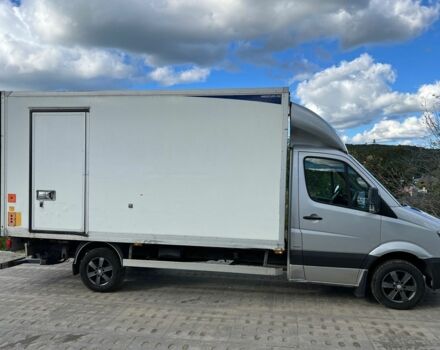 Серый Мерседес Sprinter, объемом двигателя 2.2 л и пробегом 243 тыс. км за 9600 $, фото 4 на Automoto.ua