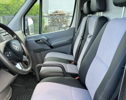 Серый Мерседес Sprinter, объемом двигателя 2.2 л и пробегом 243 тыс. км за 9600 $, фото 17 на Automoto.ua