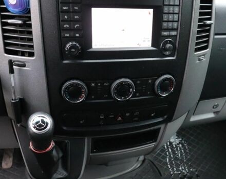 Серый Мерседес Sprinter, объемом двигателя 2.2 л и пробегом 132 тыс. км за 12200 $, фото 22 на Automoto.ua