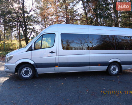 Серый Мерседес Sprinter, объемом двигателя 2.2 л и пробегом 317 тыс. км за 37000 $, фото 1 на Automoto.ua