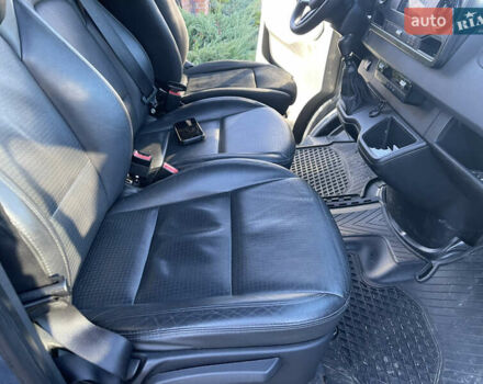Серый Мерседес Sprinter, объемом двигателя 2.2 л и пробегом 455 тыс. км за 19900 $, фото 32 на Automoto.ua