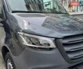 Серый Мерседес Sprinter, объемом двигателя 2.14 л и пробегом 275 тыс. км за 55221 $, фото 1 на Automoto.ua