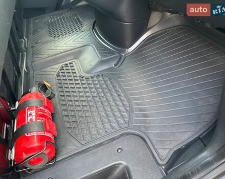 Серый Мерседес Sprinter, объемом двигателя 0 л и пробегом 240 тыс. км за 28700 $, фото 74 на Automoto.ua