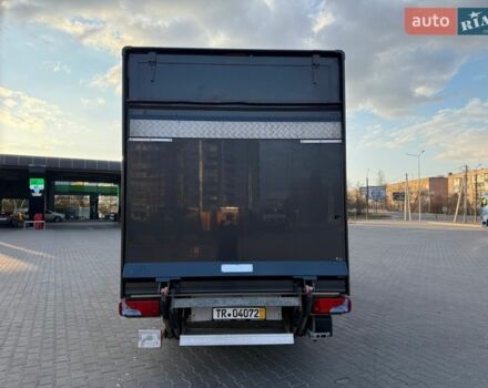 Серый Мерседес Sprinter, объемом двигателя 0 л и пробегом 240 тыс. км за 28700 $, фото 4 на Automoto.ua