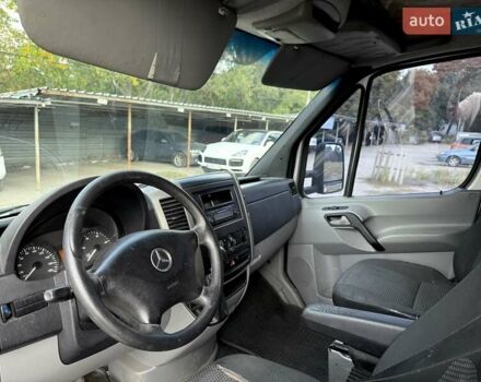 Сірий Мерседес Sprinter, об'ємом двигуна 2.15 л та пробігом 315 тис. км за 15300 $, фото 13 на Automoto.ua