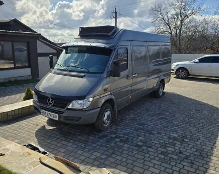 Серый Мерседес Sprinter, объемом двигателя 2.69 л и пробегом 186 тыс. км за 17500 $, фото 3 на Automoto.ua