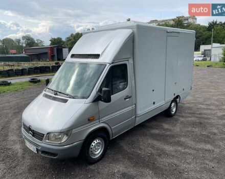 Серый Мерседес Sprinter, объемом двигателя 2.15 л и пробегом 589 тыс. км за 9200 $, фото 1 на Automoto.ua