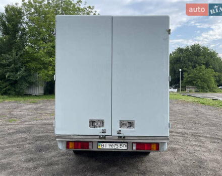 Серый Мерседес Sprinter, объемом двигателя 2.15 л и пробегом 589 тыс. км за 9200 $, фото 7 на Automoto.ua