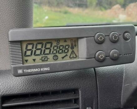 Серый Мерседес Sprinter, объемом двигателя 2.99 л и пробегом 366 тыс. км за 20900 $, фото 3 на Automoto.ua