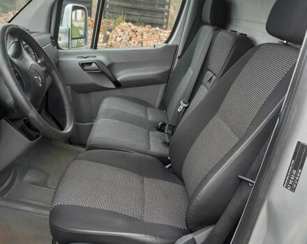 Серый Мерседес Sprinter, объемом двигателя 2.99 л и пробегом 366 тыс. км за 20900 $, фото 4 на Automoto.ua