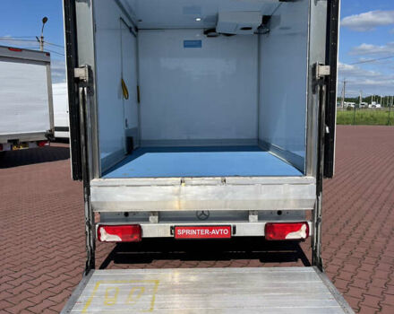 Серый Мерседес Sprinter, объемом двигателя 2.1 л и пробегом 332 тыс. км за 27750 $, фото 19 на Automoto.ua
