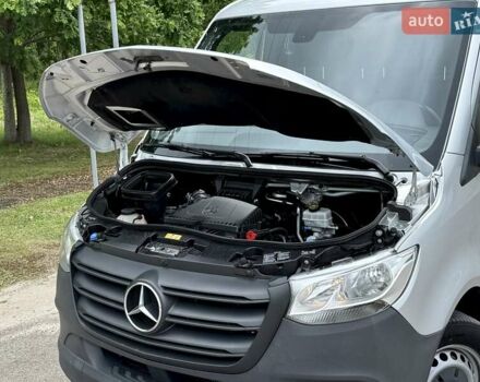 Серый Мерседес Sprinter, объемом двигателя 2.2 л и пробегом 201 тыс. км за 25500 $, фото 18 на Automoto.ua