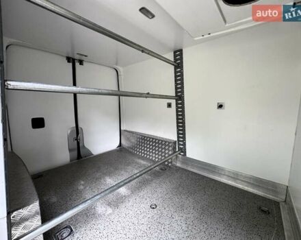 Серый Мерседес Sprinter, объемом двигателя 2.2 л и пробегом 201 тыс. км за 25500 $, фото 25 на Automoto.ua