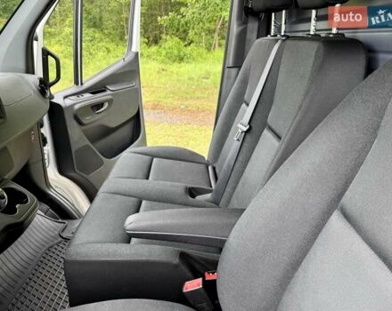 Серый Мерседес Sprinter, объемом двигателя 2.2 л и пробегом 201 тыс. км за 25500 $, фото 37 на Automoto.ua