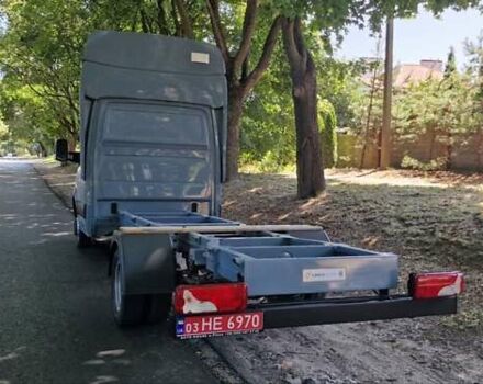 Серый Мерседес Sprinter, объемом двигателя 2.2 л и пробегом 180 тыс. км за 28700 $, фото 6 на Automoto.ua