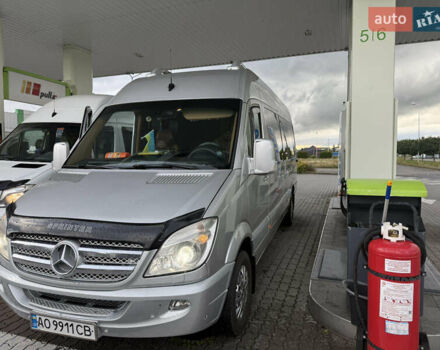 Серый Мерседес Sprinter, объемом двигателя 2.14 л и пробегом 440 тыс. км за 18800 $, фото 1 на Automoto.ua