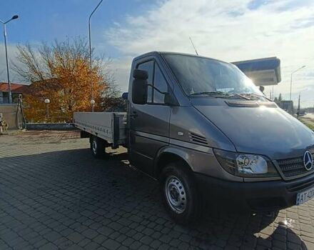 Серый Мерседес Sprinter, объемом двигателя 2.2 л и пробегом 519 тыс. км за 13300 $, фото 2 на Automoto.ua