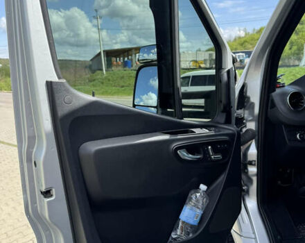 Серый Мерседес Sprinter, объемом двигателя 2.99 л и пробегом 84 тыс. км за 47300 $, фото 9 на Automoto.ua