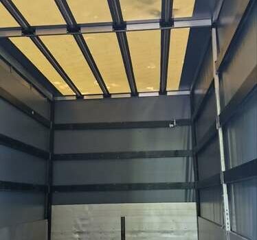 Серый Мерседес Sprinter, объемом двигателя 2.2 л и пробегом 340 тыс. км за 25700 $, фото 23 на Automoto.ua