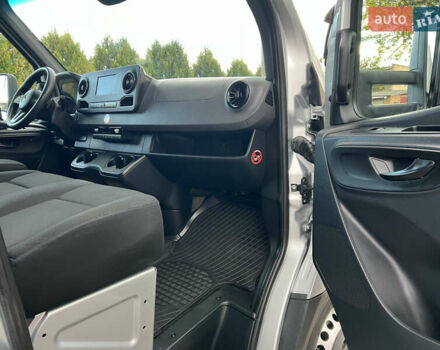 Сірий Мерседес Sprinter, об'ємом двигуна 2.2 л та пробігом 206 тис. км за 32999 $, фото 29 на Automoto.ua
