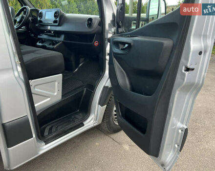 Сірий Мерседес Sprinter, об'ємом двигуна 2.2 л та пробігом 206 тис. км за 32999 $, фото 30 на Automoto.ua