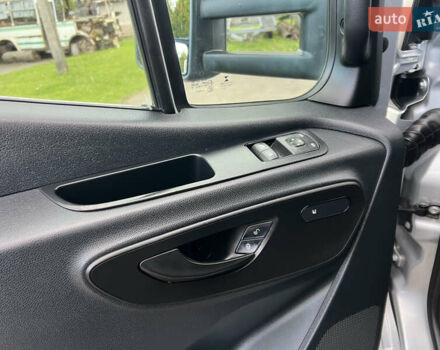 Сірий Мерседес Sprinter, об'ємом двигуна 2.2 л та пробігом 206 тис. км за 32999 $, фото 22 на Automoto.ua