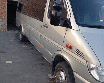 Сірий Мерседес Sprinter, об'ємом двигуна 2.69 л та пробігом 550 тис. км за 26500 $, фото 1 на Automoto.ua