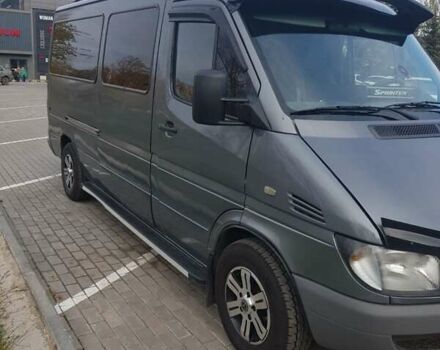 Серый Мерседес Sprinter, объемом двигателя 2.15 л и пробегом 444 тыс. км за 11500 $, фото 6 на Automoto.ua