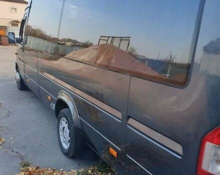 Серый Мерседес Sprinter, объемом двигателя 2.69 л и пробегом 610 тыс. км за 21000 $, фото 1 на Automoto.ua