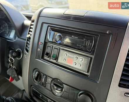 Мерседес Sprinter 2009 в Староконстантинов на Automoto.ua Серый Мерседес Sprinter, объемом двигателя 2.99 л и пробегом 359 тыс. км за 37500 $, фото 15 на Automoto.ua