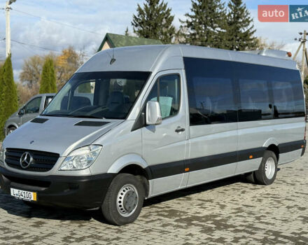 Мерседес Sprinter 2009 в Староконстантинов на Automoto.ua Серый Мерседес Sprinter, объемом двигателя 2.99 л и пробегом 359 тыс. км за 37500 $, фото 1 на Automoto.ua