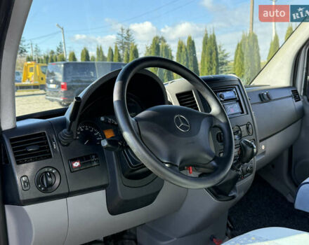 Мерседес Sprinter 2009 в Староконстантинов на Automoto.ua Серый Мерседес Sprinter, объемом двигателя 2.99 л и пробегом 359 тыс. км за 37500 $, фото 9 на Automoto.ua