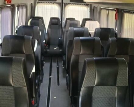 Сірий Мерседес Sprinter, об'ємом двигуна 2.99 л та пробігом 190 тис. км за 32000 $, фото 3 на Automoto.ua
