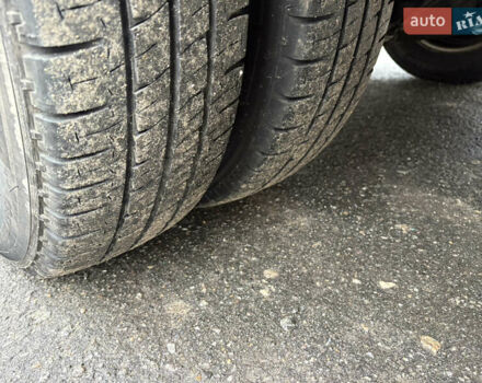 Серый Мерседес Sprinter, объемом двигателя 3 л и пробегом 388 тыс. км за 29900 $, фото 18 на Automoto.ua