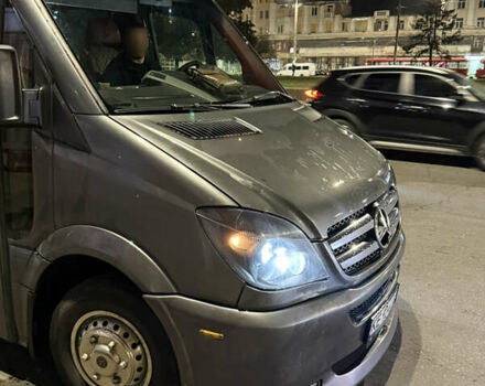 Сірий Мерседес Sprinter, об'ємом двигуна 3.3 л та пробігом 800 тис. км за 26500 $, фото 15 на Automoto.ua